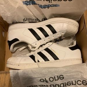 Adidas Superstar Classic White / Black Sneakers